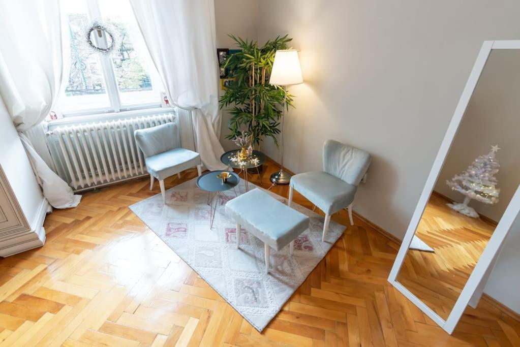 No.8: Lovely & Cosy 3-Room Heart Of The City Timisoara Esterno foto