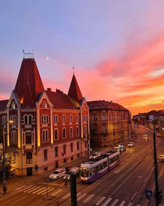 No.8: Lovely & Cosy 3-Room Heart Of The City Timisoara Esterno foto